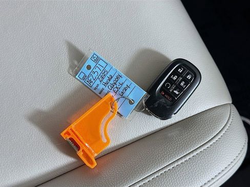 Used 2025 Honda Odyssey EX-L image 38
