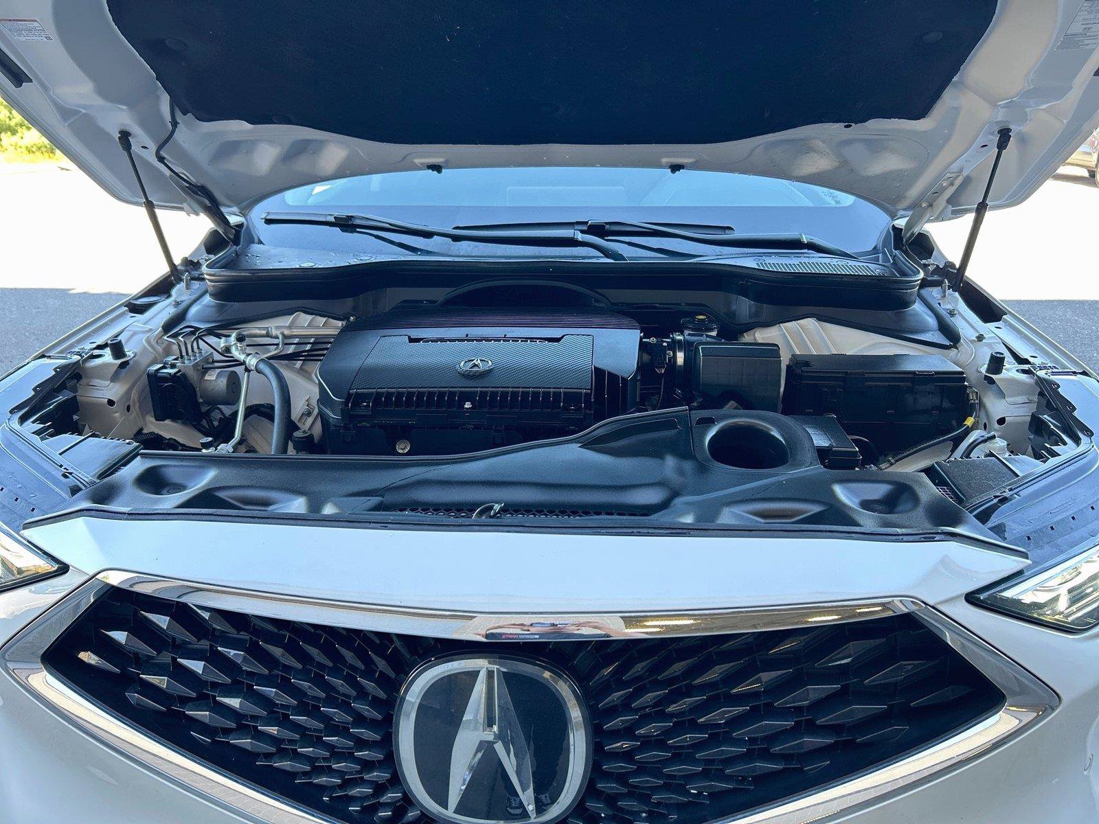 Used 2023 Acura MDX w/ Technology Package AWD/4WD image 10