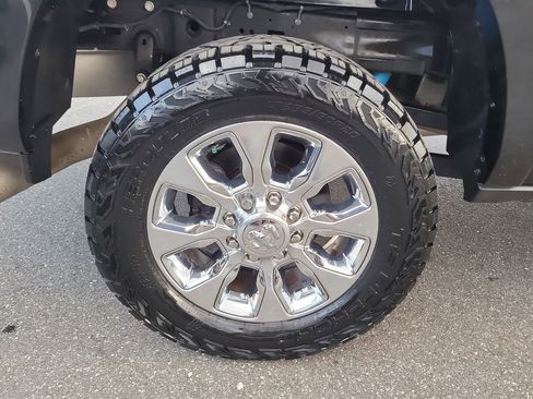 Used 2020 RAM 2500 Limited image 5