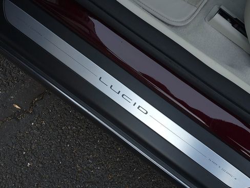 Used 2025 Lucid Air Pure image 63