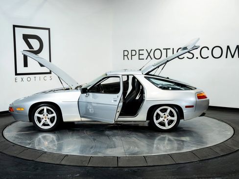 Used 1991 Porsche 928 S4 image 21