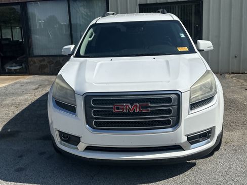 Used 2016 GMC Acadia SLT FWD image 2
