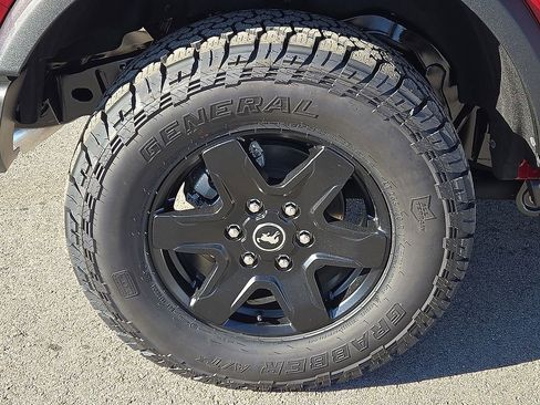 New 2025 Ford Bronco Big Bend w/ Black Diamond Package image 19