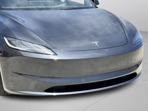 Used 2025 Tesla Model 3 Long Range RWD image 9