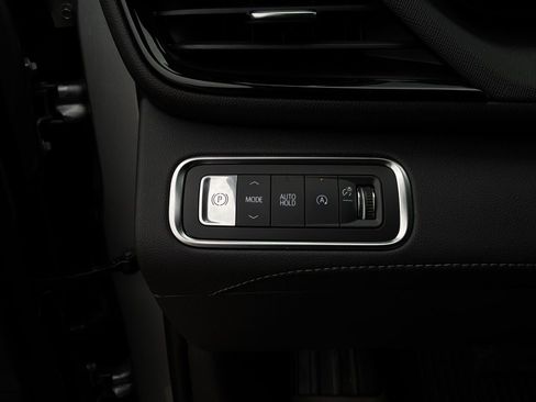 Used 2025 Buick Enclave Sport Touring w/ Power Package FWD image 28