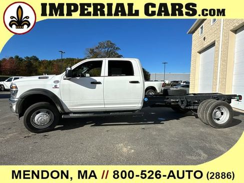 New 2026 RAM 5500 Tradesman w/ Chrome Appearance Group image 6