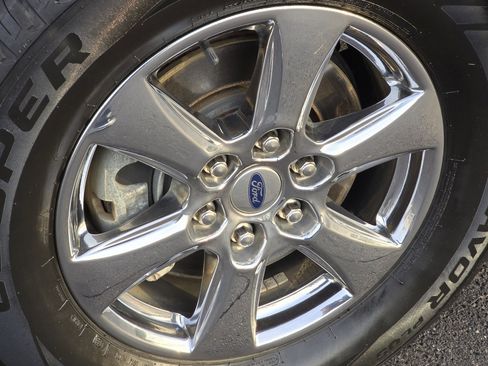 Used 2020 Ford F150 XLT w/ Equipment Group 302A Luxury image 17