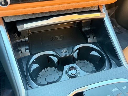 Used 2025 BMW i4 xDrive40i w/ Premium Package image 27