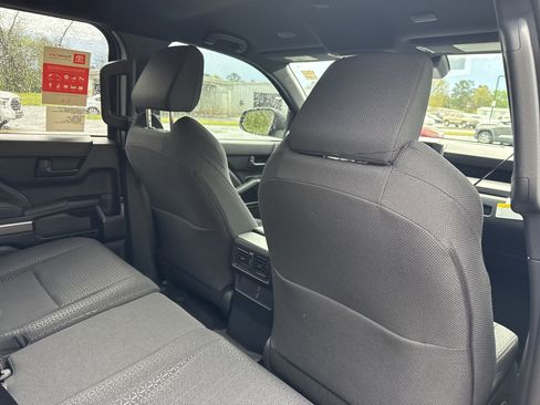 New 2026 Toyota 4Runner SR5 image 31