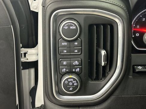 Certified 2022 Chevrolet Silverado 1500 High Country w/ Technology Package image 20