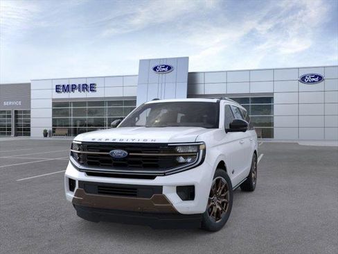 New 2026 Ford Expedition King Ranch AWD/4WD image 2