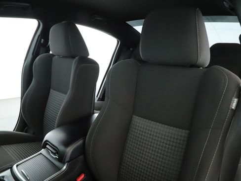 Used 2022 Dodge Charger GT image 4