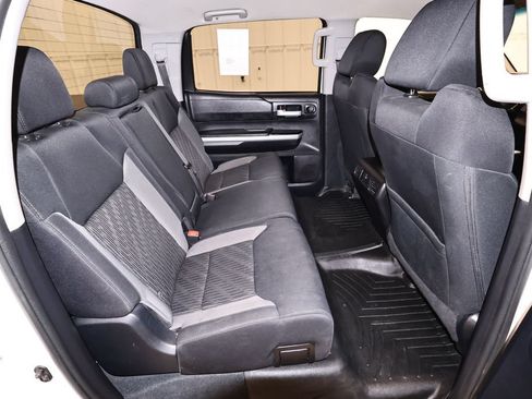 Used 2016 Toyota Tundra SR5 w/ SR5 Upgrade Package AWD/4WD image 16