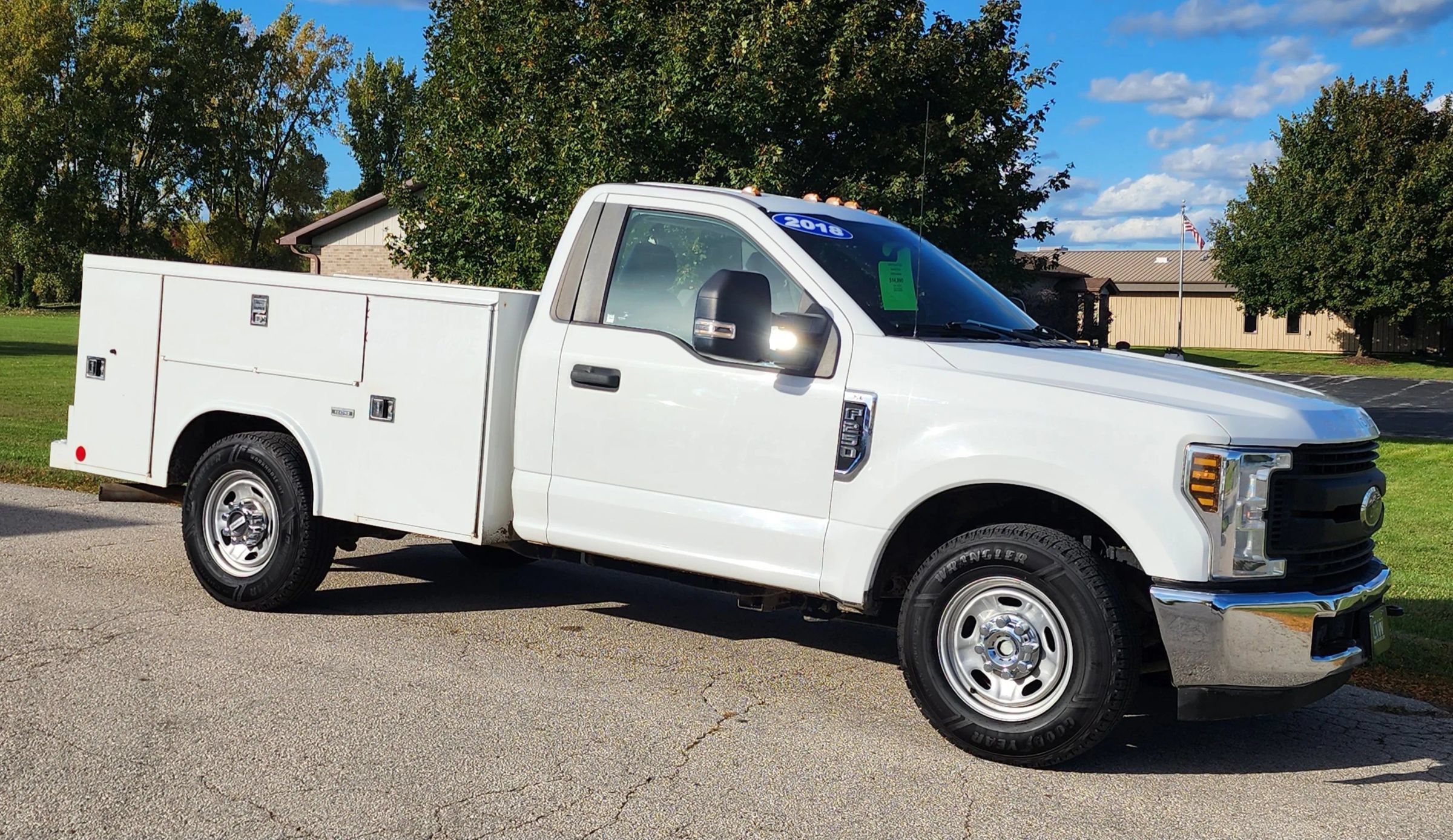 Used 2018 Ford F250 XL w/ Power Equipment Group RWD image 2