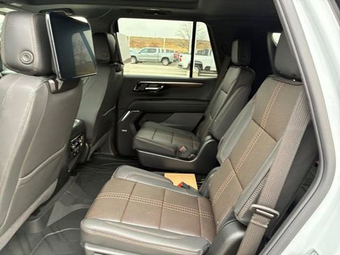 New 2026 Chevrolet Tahoe High Country image 17