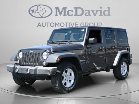 Used 2018 Jeep Wrangler Unlimited Sport S AWD/4WD image 13