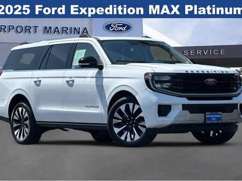 Used 2025 Ford Expedition Max Platinum w/ Driver's Package AWD/4WD image 2