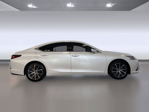 Used 2025 Lexus ES 350 w/ Premium Package FWD image 8
