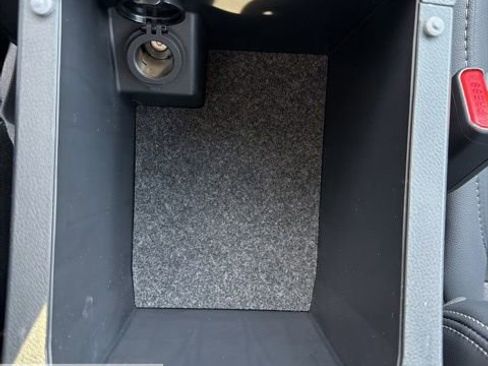 Certified 2025 Subaru Outback Limited image 51