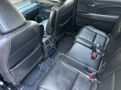 Used 2021 Honda Pilot Special Edition image 13