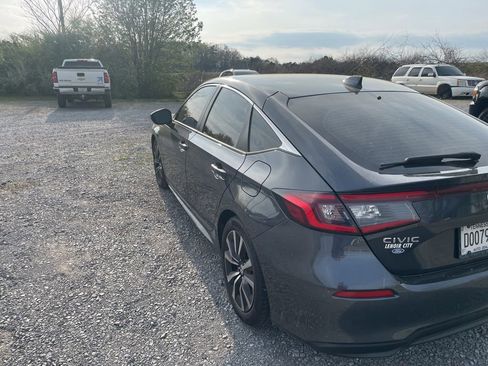 Used 2024 Honda Civic EX-L image 5