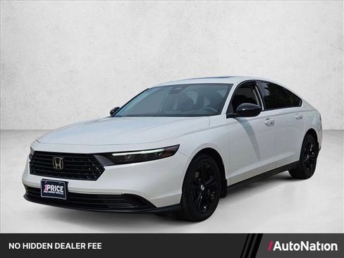 Used 2025 Honda Accord SE image 1