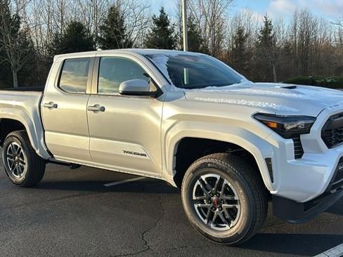 New 2026 Toyota Tacoma TRD Sport image 30