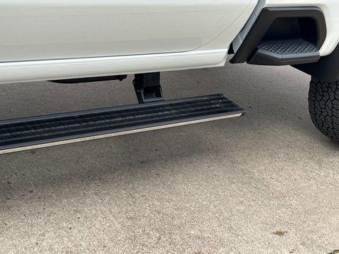 New 2026 GMC Sierra 3500 Denali w/ Denali Reserve Package image 16