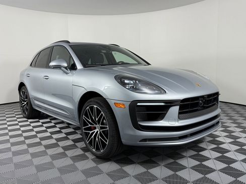 Certified 2026 Porsche Macan S AWD/4WD image 7