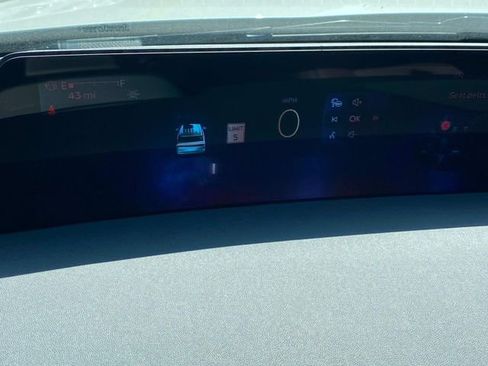 New 2026 Lincoln Navigator L Reserve AWD/4WD image 15