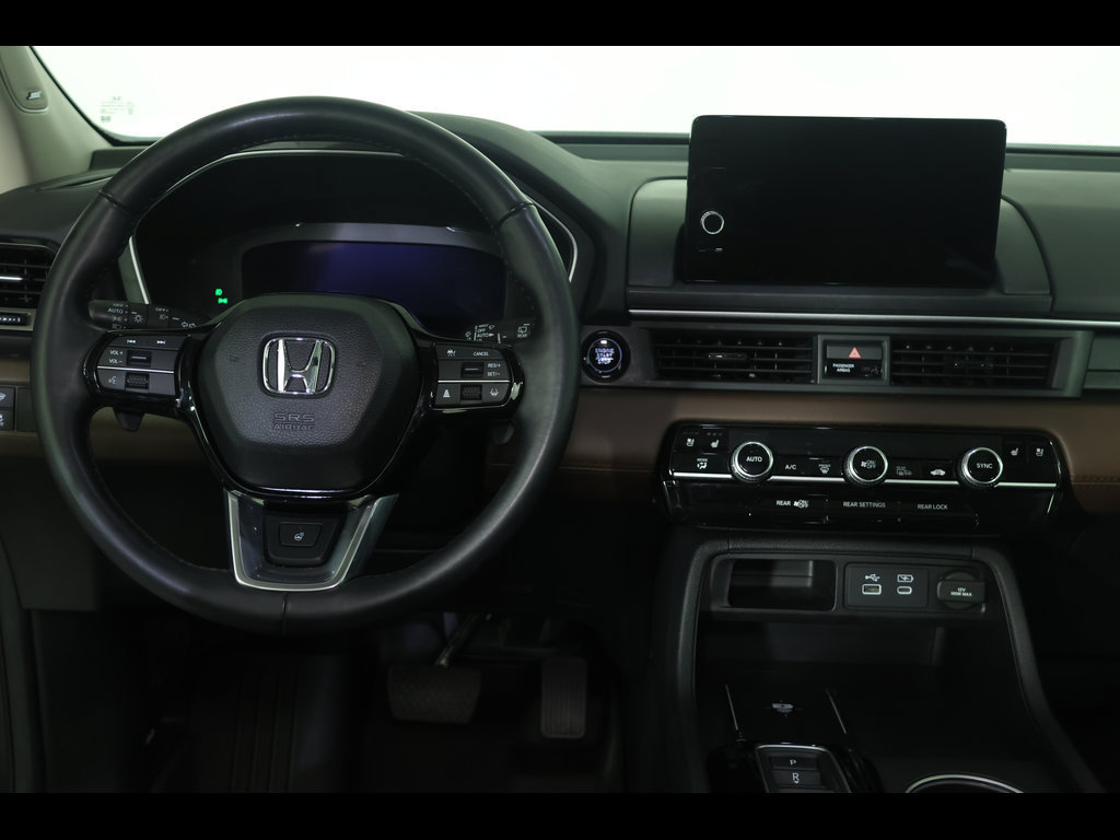 Used 2025 Honda Pilot Elite image 20