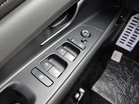 New 2026 Hyundai Elantra SEL Sport FWD image 31