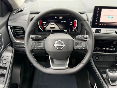New 2026 Nissan Rogue Platinum AWD/4WD image 25