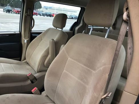 Used 2014 Dodge Grand Caravan American Value Package w/ UConnect Hands-Free Group image 4