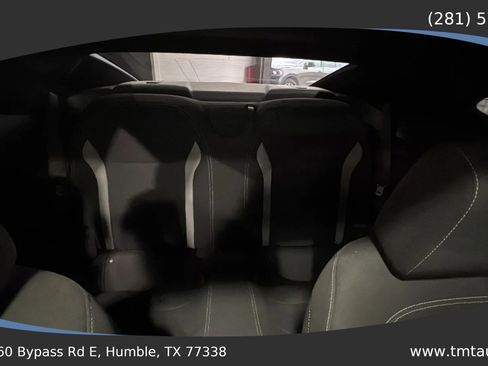Used 2022 Chevrolet Camaro LT RWD image 16