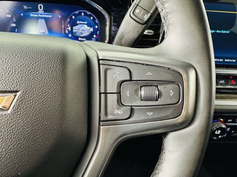 Used 2025 Chevrolet Silverado 1500 LT image 13