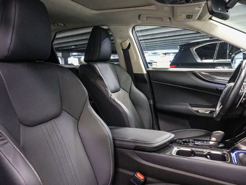 Certified 2025 Lexus NX 350 AWD w/ Premium Package image 17