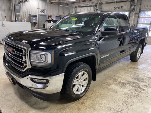 Used 2018 GMC Sierra 1500 SLE w/ SLE Value Package AWD/4WD image 9