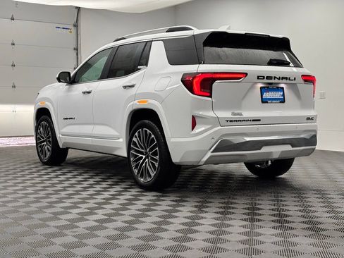 New 2026 GMC Terrain Denali w/ LPO, Black Badging Package image 14
