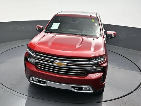 Used 2020 Chevrolet Silverado 1500 High Country w/ Technology Package AWD/4WD image 23