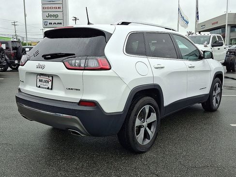 Used 2019 Jeep Cherokee Limited w/ Luxury Group AWD/4WD image 31