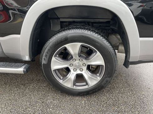 Certified 2019 RAM 1500 Laramie image 10