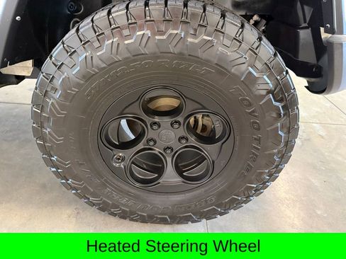 Used 2022 Jeep Wrangler Unlimited Rubicon w/ Xtreme Recon 35" Tire Package AWD/4WD image 11