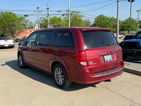 Used 2014 Dodge Grand Caravan SE FWD image 8