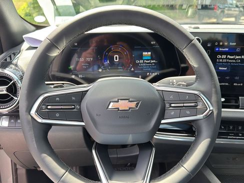 New 2026 Chevrolet Equinox LT FWD image 19