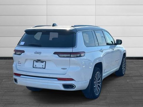 New 2025 Jeep Grand Cherokee L Summit image 3