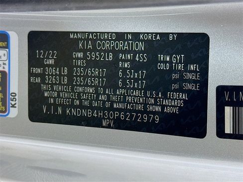 Used 2023 Kia Carnival LX image 37