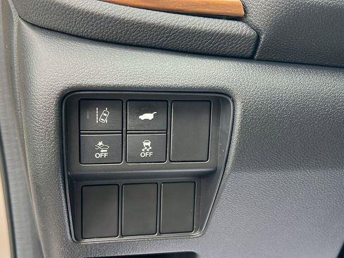 Certified 2018 Honda CR-V Touring image 24