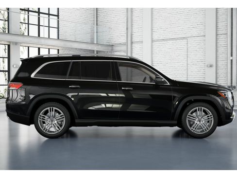 Certified 2024 Mercedes-Benz GLS 450 4MATIC image 32