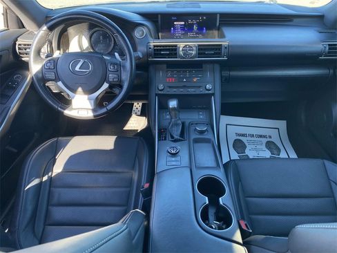 Used 2019 Lexus IS 300 AWD image 27